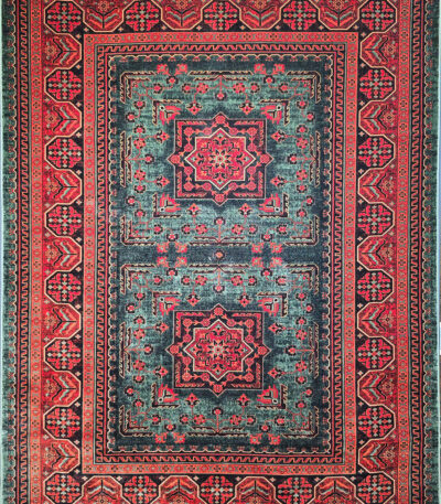 • فارسی: فرش ماشینی نقش گل سبز ۷۰۰ شانه تراکم ۲۰۰۰ طرح سنتی • English: Naghsh Gol Sabz 700 Reeds Polyester Carpet, traditional Persian design